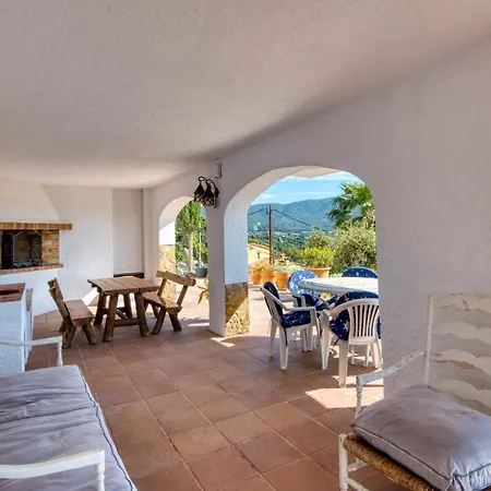 Casa Manada Vila